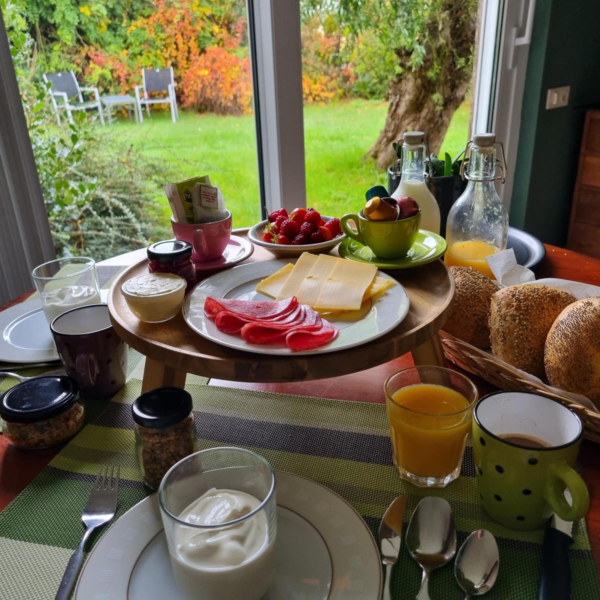 Even Heukelom Bed and Breakfast Afferden  Buitenkant foto
